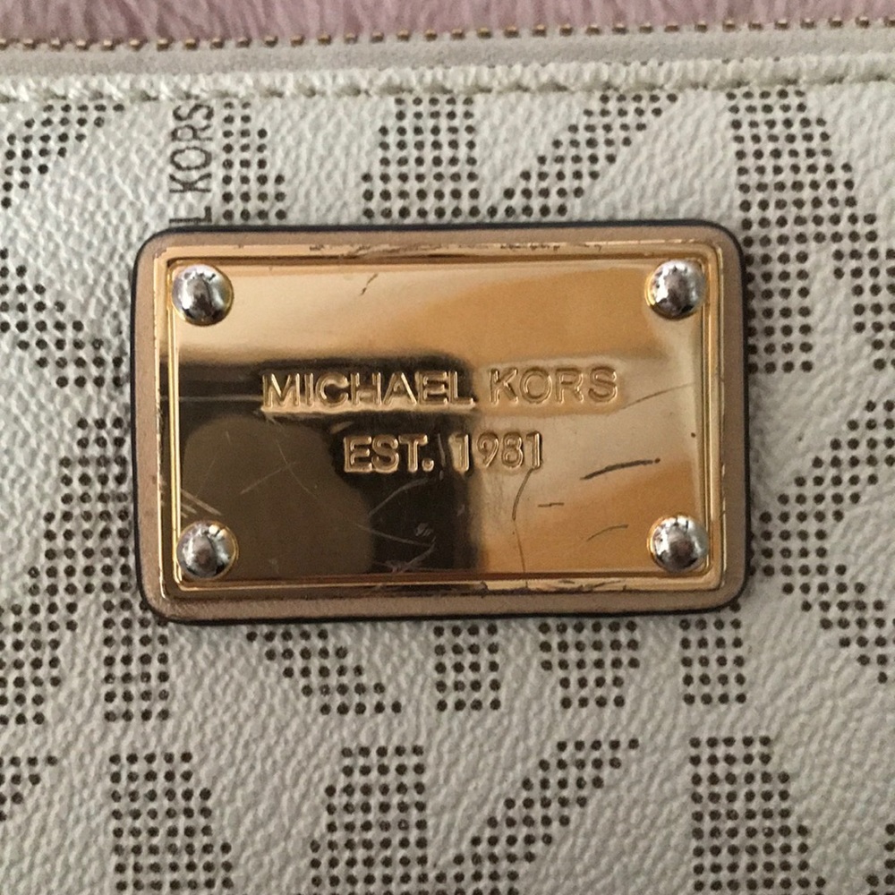 Michael Kors Continental Monogram - image 2